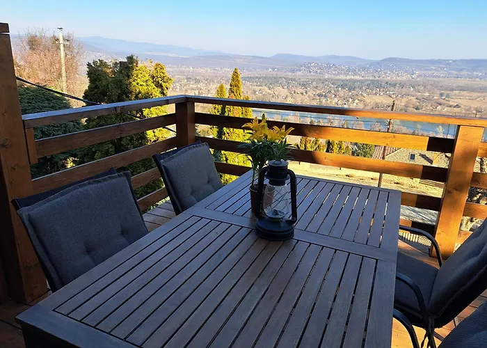 Amber Semesterbostad Dunabogdány